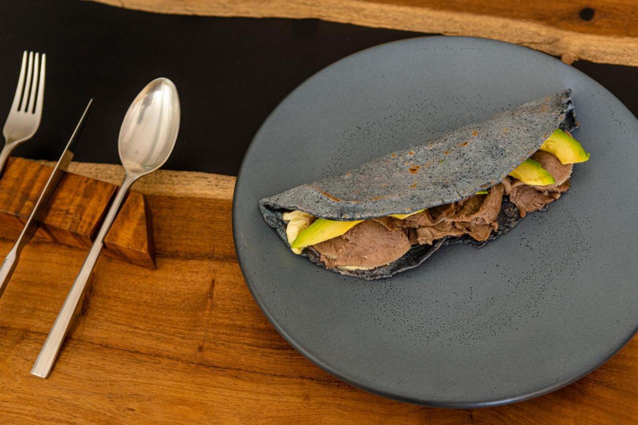Hotel Makaabá Eco-Boutique Bacalar Exterior foto Quesadilla with blue corn tortilla